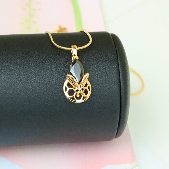 "Rose Gold Honeycomb Butterfly Pendant with Black Gem, XPPT1314 - Picture 6 of 13
